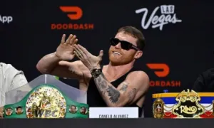 Canelo nhận hơn 128 triệu USD khi đấu Crawford